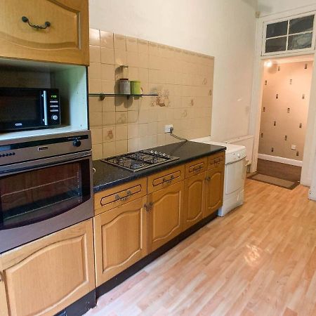Large Glasgow South Family Home - Free Parking Extérieur photo