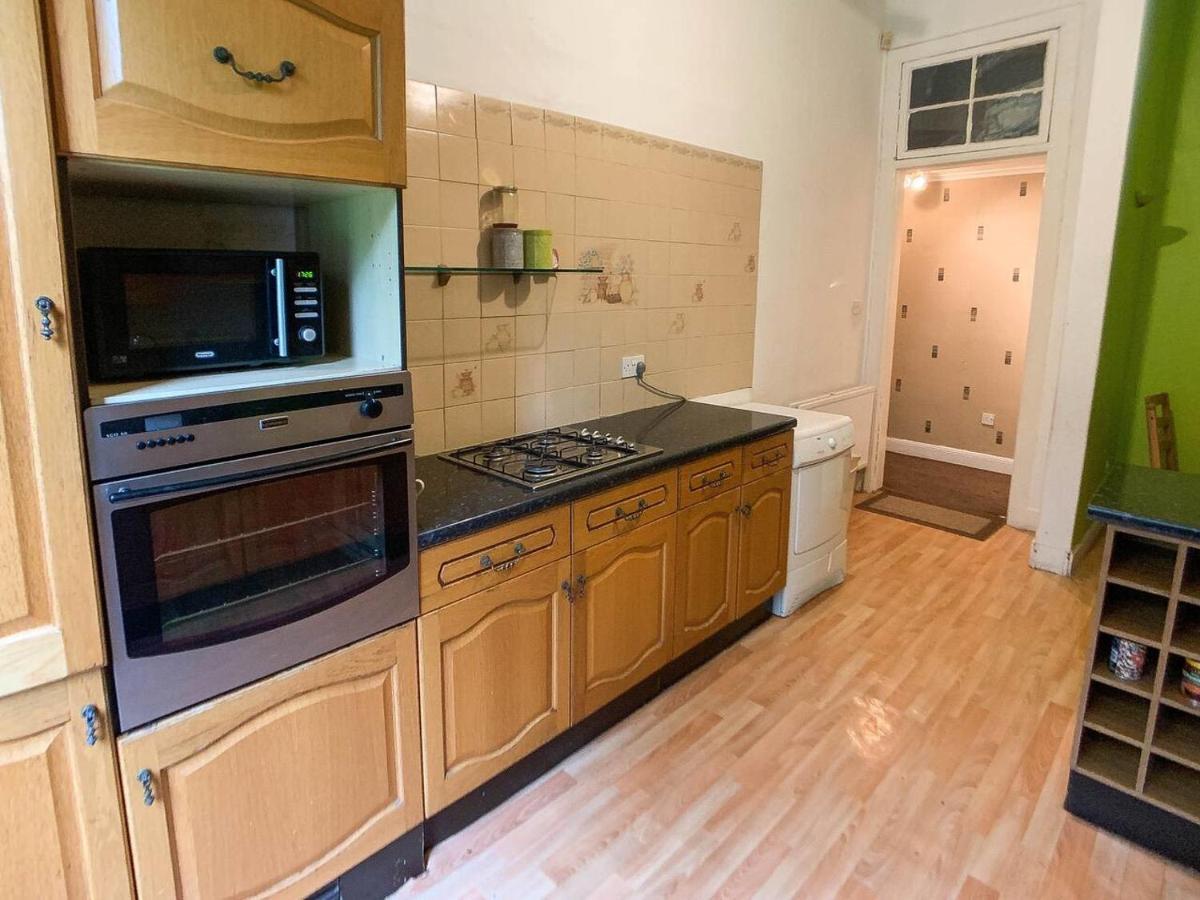 Large Glasgow South Family Home - Free Parking Extérieur photo