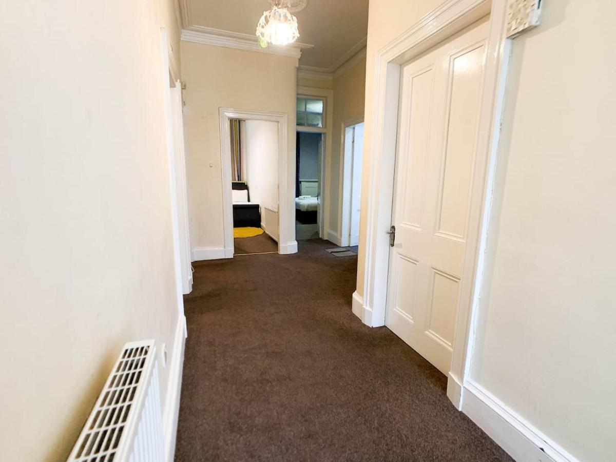 Large Glasgow South Family Home - Free Parking Extérieur photo